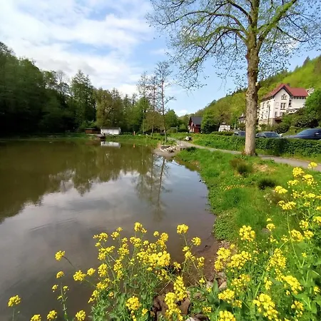 Sauerland Burgfenster アパート